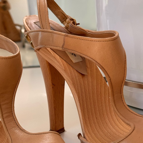 Manolo Blahnik - Vintage Wood Shoes - Picture 3 of 8